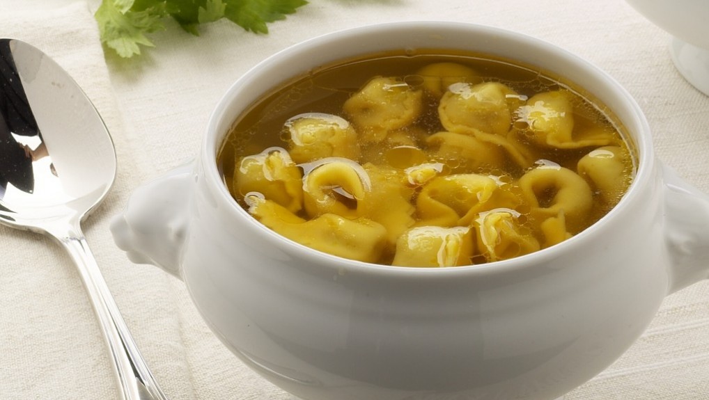 Cappelletti with broth