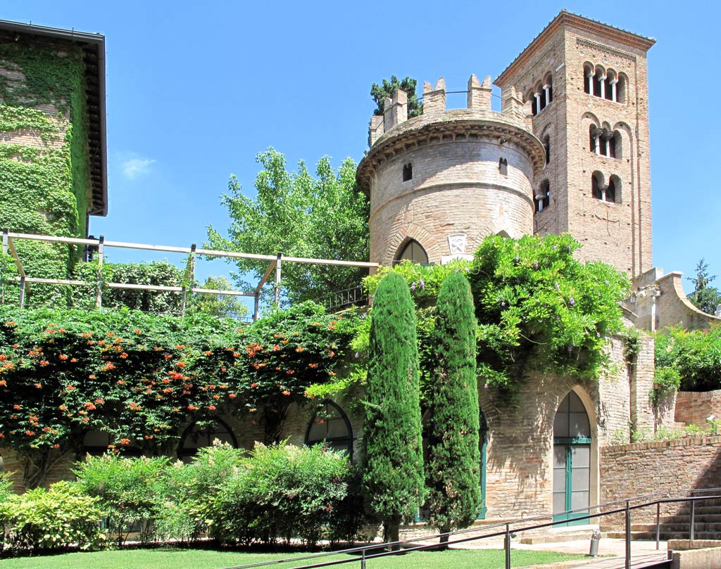 La Cripta Rasponi all'interno dei Giardini Pensili