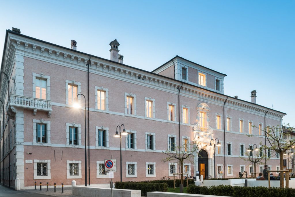 Palazzo Rasponi dalle Teste (Ravenna)