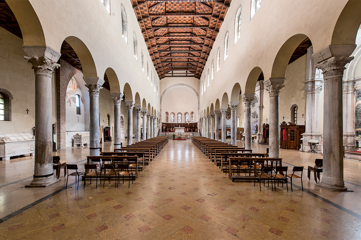 Basilica di San Francesco, interno (Ravenna)