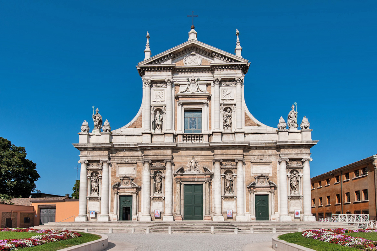 Basilica di Santa Maria in Porto (Ravenna)