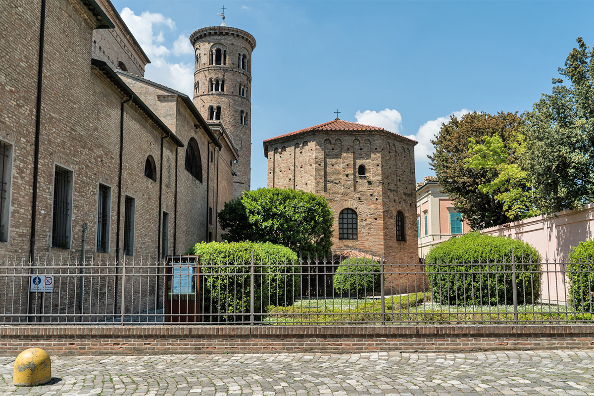 Neonian Baptistery (Ravenna) 