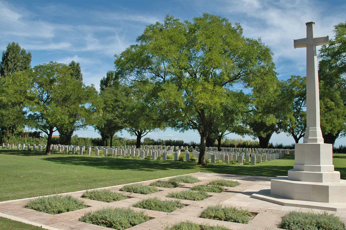 Cimitero di Guerra di Piangipane (Ravenna)