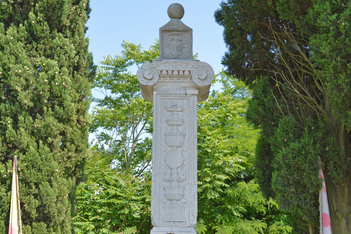 Column of the French (Ravenna)