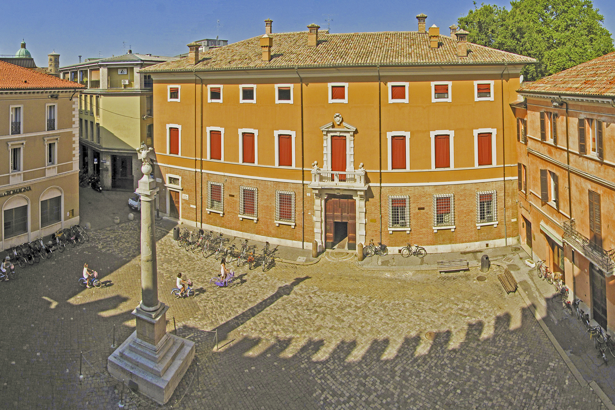 Piazza dell'Aquila (Ravenna)