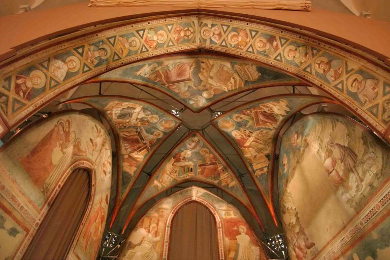 Ravenna National Museum - Santa Chiara's frescoes