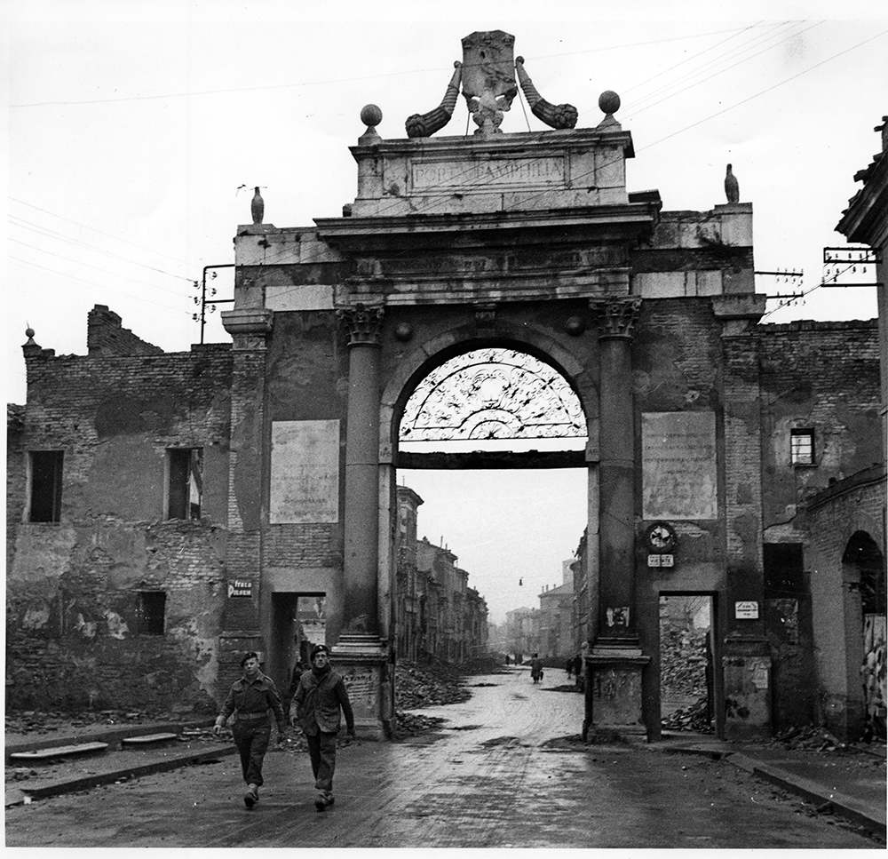 British soldiers at Porta Nuova after the liberation