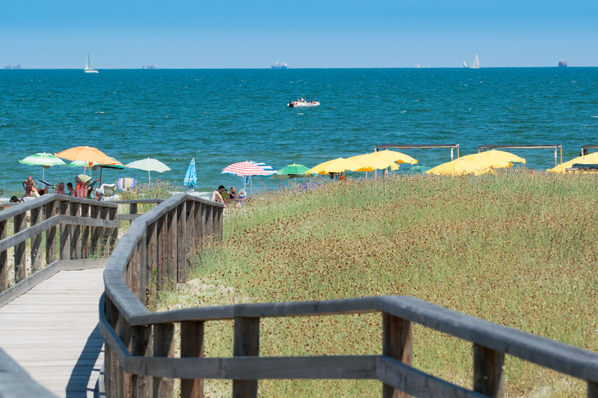 Spiaggia libera (Marina di Ravenna)