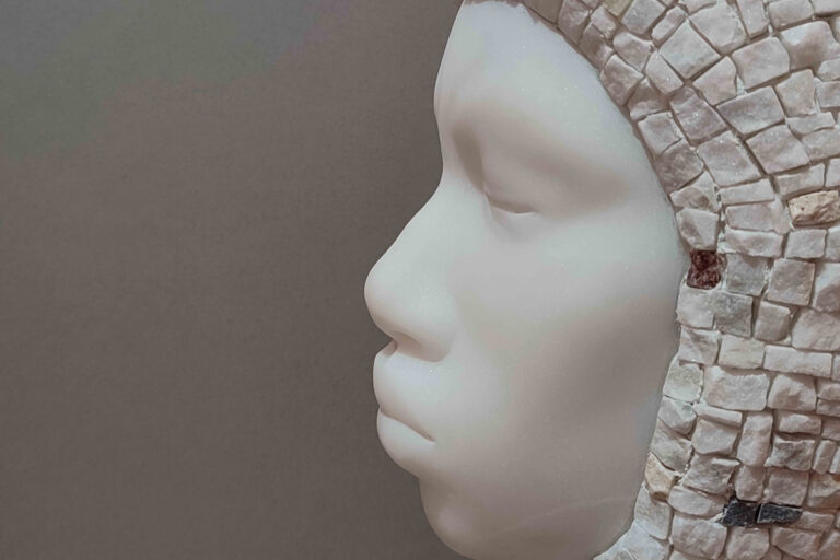 Ravenna, Premio Internazionale GAeM Giovani Artisti e Mosaico - Michela Tabaton-Osbourne, Hybrid VII, 2023