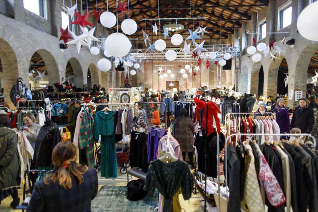 market-garagesale-alamagia-marco-parollo