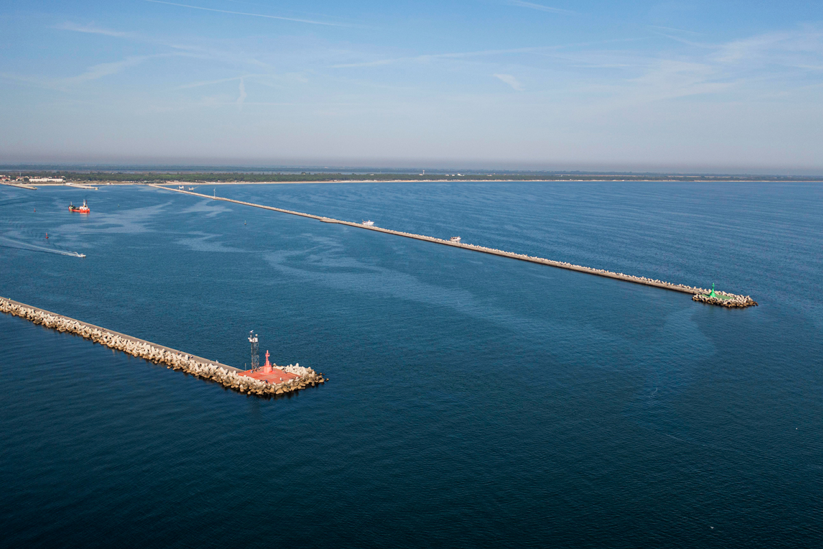 Ravenna, Dighe foranee di Marina di Ravenna e Porto Corsini