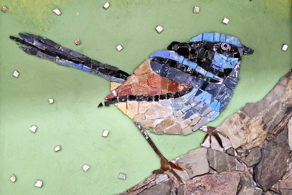 Mosaico che rappresenta un uccellino