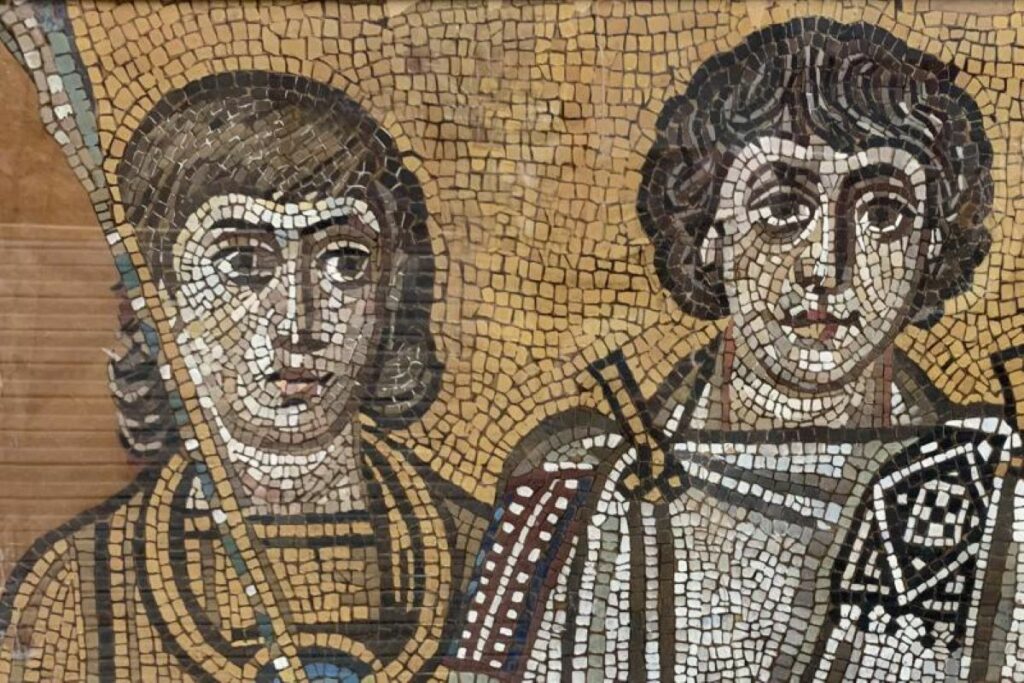 Cartone dipinto con i visi di due soldati della corte di Giustiniano.
