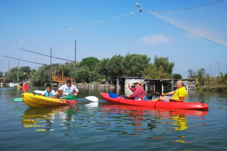 Escursione in bici e canoa